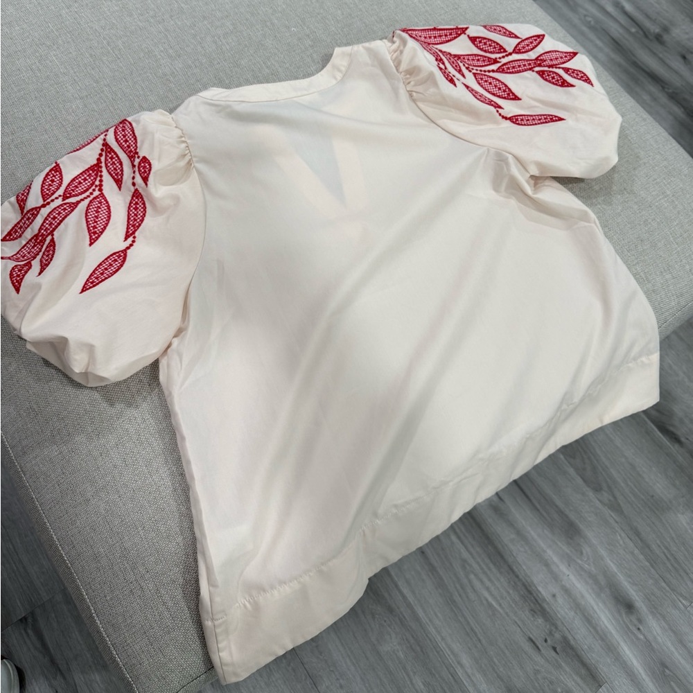 Entro Soft Beige Top - Picture 2 of 4